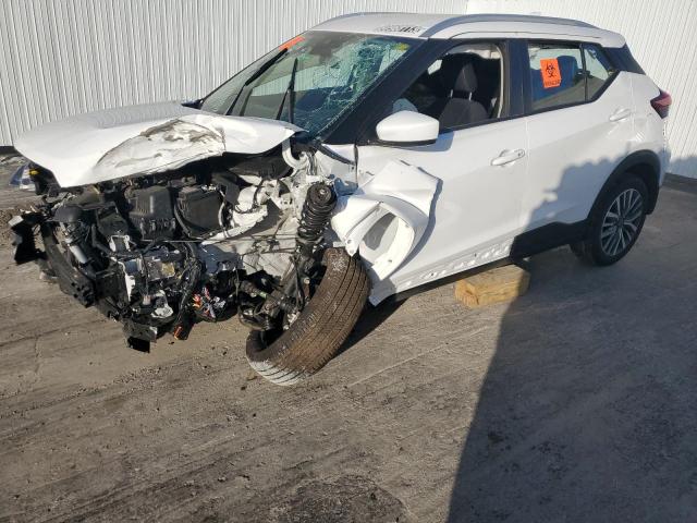  Salvage Nissan Kicks