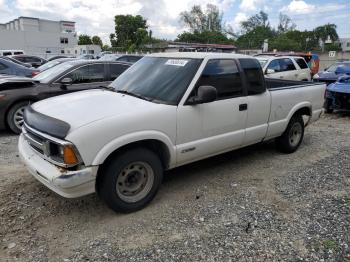  Salvage Chevrolet S-10