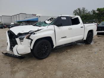  Salvage Toyota Tundra