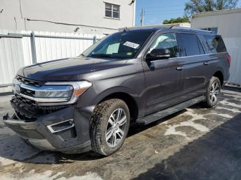  Salvage Ford Expedition