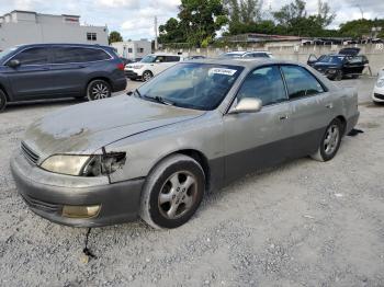  Salvage Lexus Es