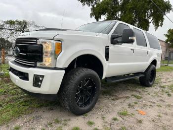  Salvage Ford Excursion