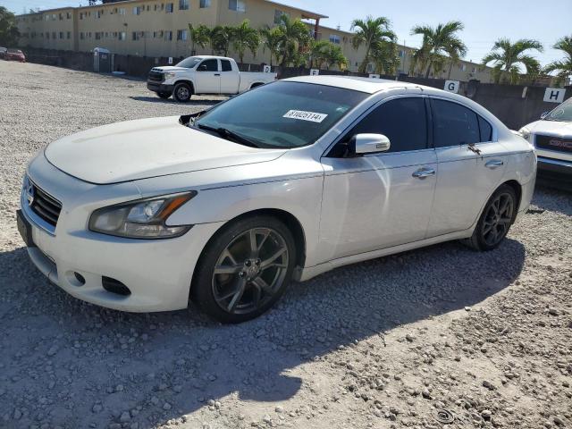  Salvage Nissan Maxima