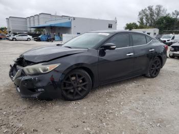  Salvage Nissan Maxima