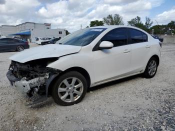  Salvage Mazda 3