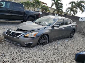  Salvage Nissan Altima