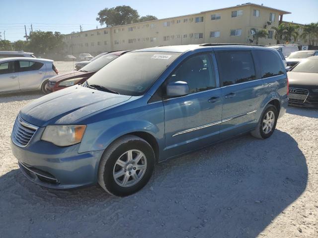  Salvage Chrysler Minivan