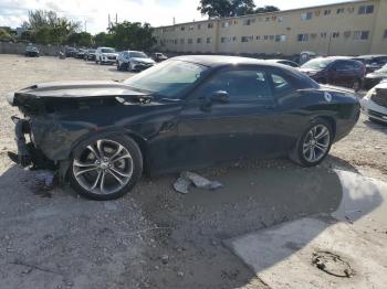  Salvage Dodge Challenger