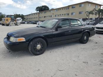  Salvage Ford Crown Vic