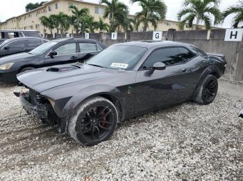  Salvage Dodge Challenger