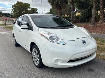  Salvage Nissan LEAF