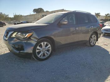  Salvage Nissan Pathfinder