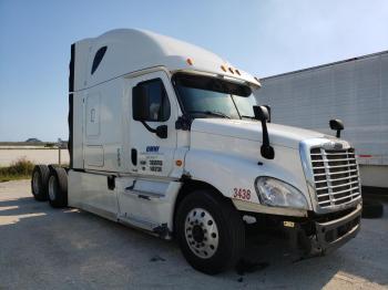  Salvage Freightliner Cascadia 1