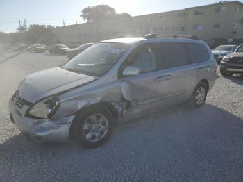  Salvage Kia Sedona