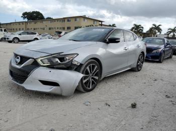  Salvage Nissan Maxima