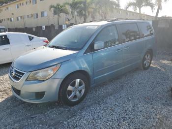  Salvage Volkswagen Routan