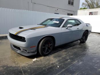  Salvage Dodge Challenger