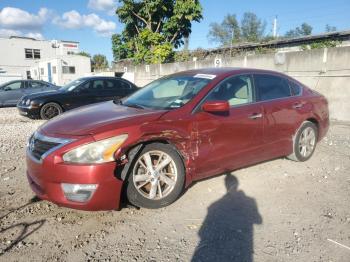  Salvage Nissan Altima