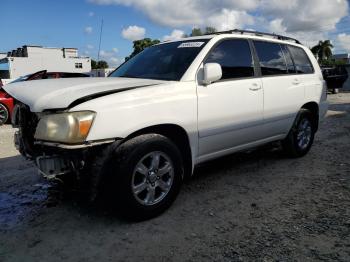  Salvage Toyota Highlander