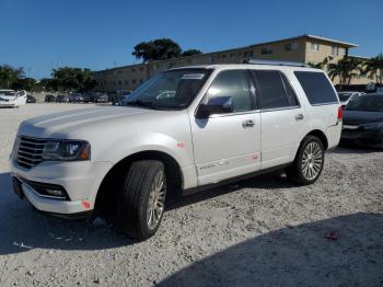  Salvage Lincoln Navigator