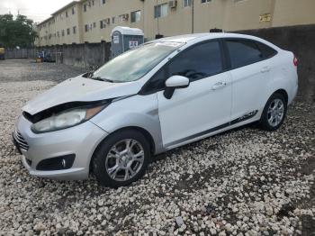  Salvage Ford Fiesta