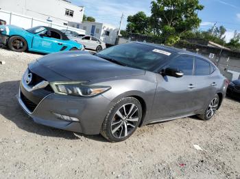  Salvage Nissan Maxima