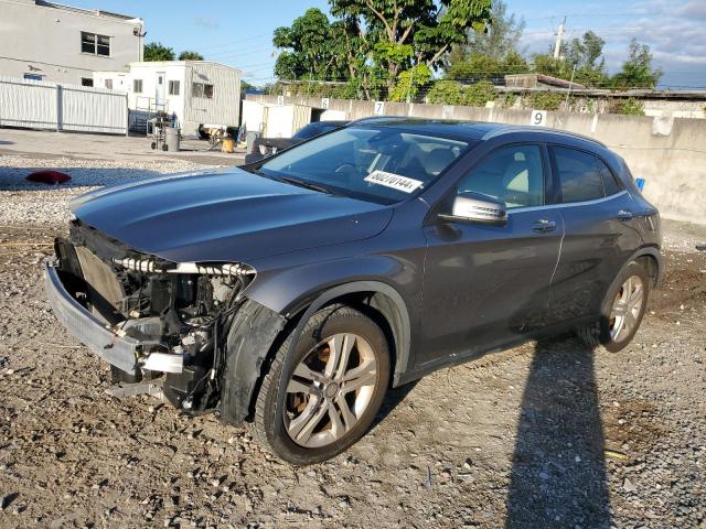  Salvage Mercedes-Benz GLA