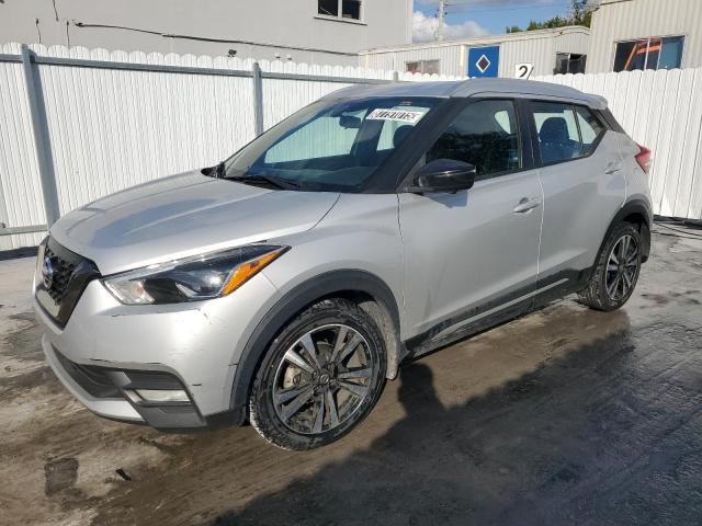  Salvage Nissan Kicks