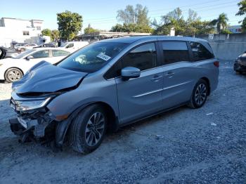  Salvage Honda Odyssey