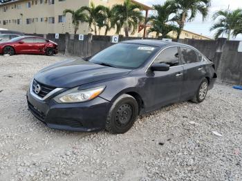  Salvage Nissan Altima