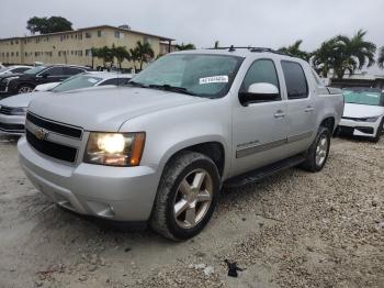  Salvage Chevrolet Avalanche