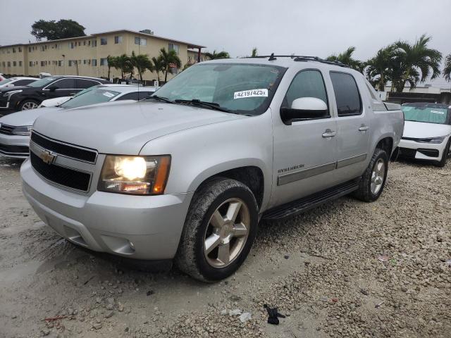  Salvage Chevrolet Avalanche