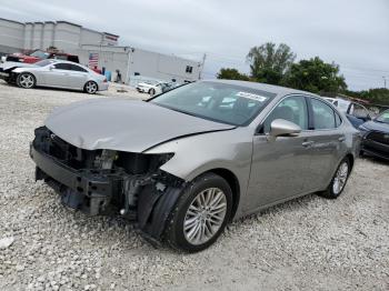  Salvage Lexus Es