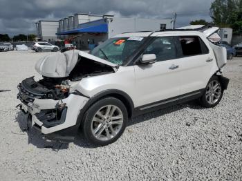  Salvage Ford Explorer