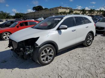  Salvage Kia Sorento