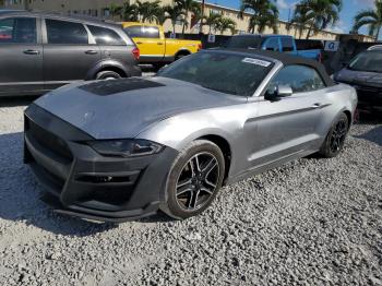  Salvage Ford Mustang