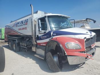  Salvage Freightliner M2 106 Med