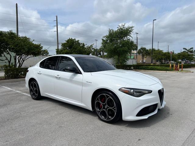  Salvage Alfa Romeo Giulia Sup