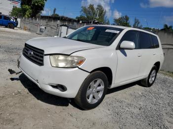  Salvage Toyota Highlander