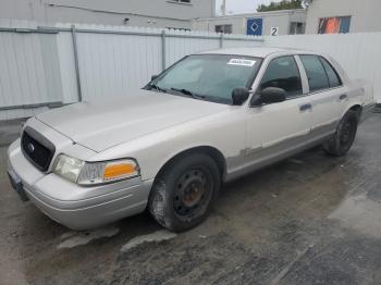  Salvage Ford Crown Vic