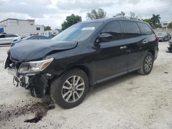  Salvage Nissan Pathfinder