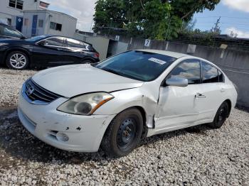  Salvage Nissan Altima