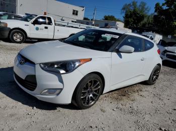  Salvage Hyundai VELOSTER
