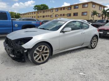  Salvage Hyundai Genesis