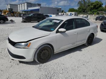  Salvage Volkswagen Jetta