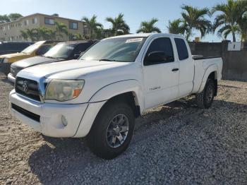  Salvage Toyota Tacoma