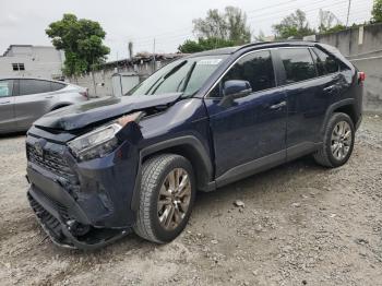  Salvage Toyota RAV4