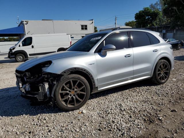  Salvage Porsche Cayenne