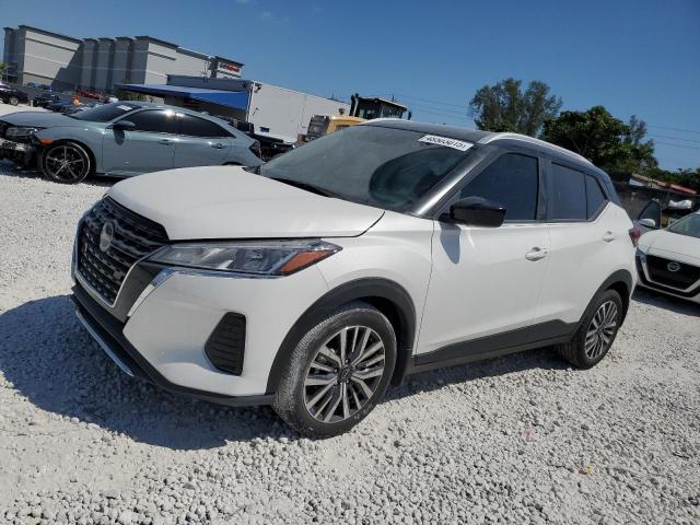  Salvage Nissan Kicks