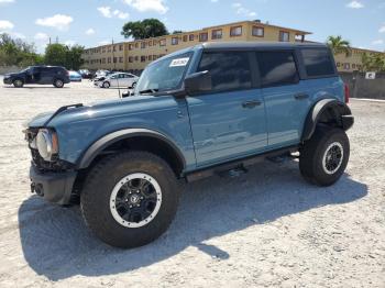  Salvage Ford Bronco